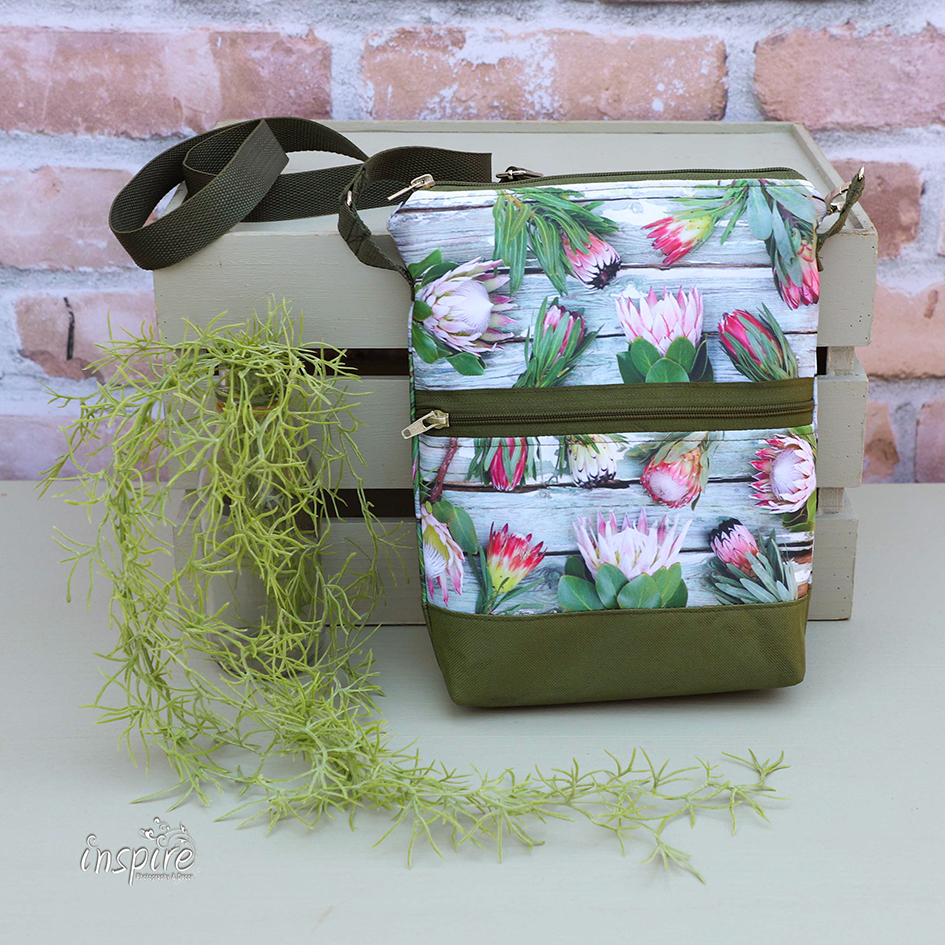 Tote bag, cross body bag, hand bag, handsak, shopping, sak, print, inspire photography and decor, proteas, pink protea, south Africa, Protea designer bag, proteas, pink king
