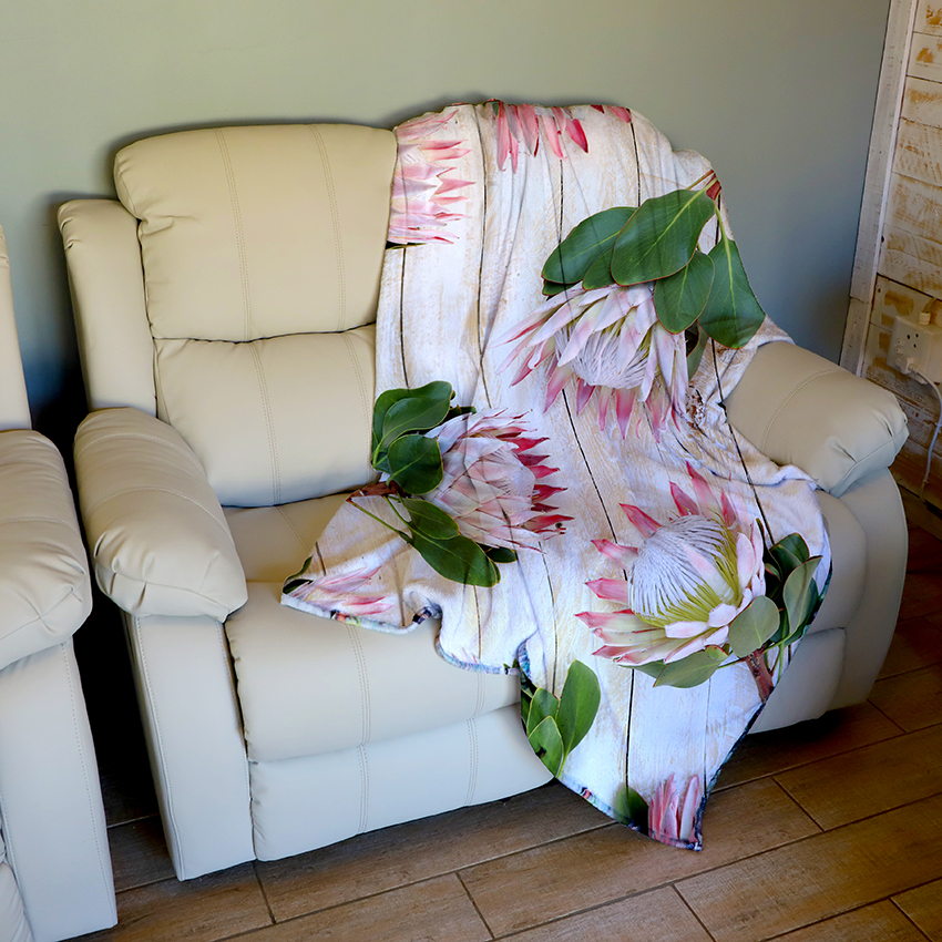Protea Fleece Blanket – Vintage Joy 13